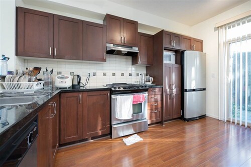 Beautiful Townhouse  in Downtown Coquitlam