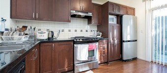 Beautiful Townhouse in Downtown Coquitlam