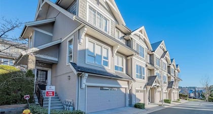 Beautiful Townhouse in Downtown Coquitlam