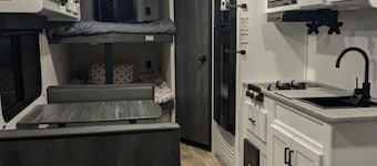 2024 keystone hideout travel trailer