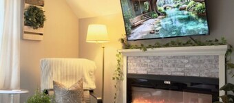 Farm Loft Home-Away from Home-Sleeps 5 • Peaceful Nature Escape • Farm Animals