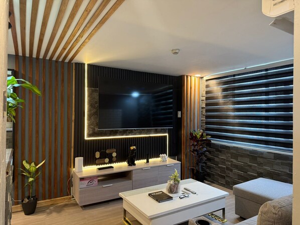 Living area - Califnia Gardens Square (Mandaluyong)