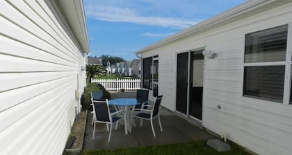 Charming 2-bedroom Patio Villa in The Villages