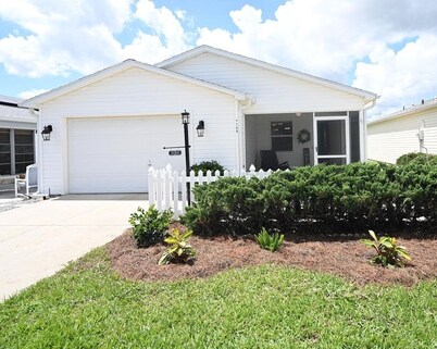 Charming 2-bedroom Patio Villa in The Villages