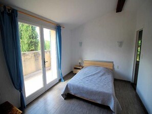 4 habitaciones y wifi gratis 
