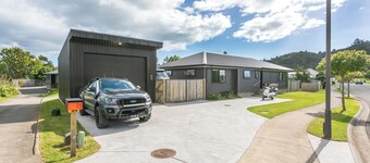 Fishermans Delight - Modern Comfort & Style – Walk to Town, Cafés & the Pub