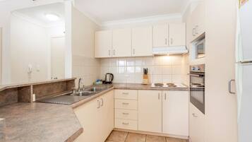 Microwave, oven, coffee/tea maker, toaster