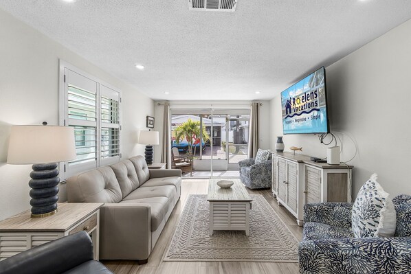 Smart TV, table tennis