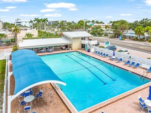 Pool - Comfort in a Beachside Haven - Aloha Kai #56 - Roelens (Siesta Key)