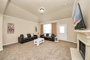 TV, fireplace