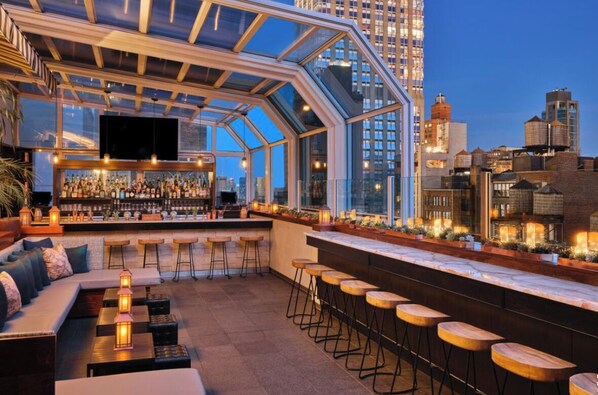 Bar (en el alojamiento)