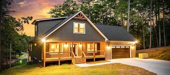 Nottely Retreat - Lakefront | Hot Tub | Game Room
