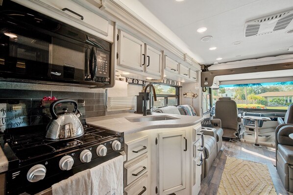 Fridge, microwave, oven, stovetop