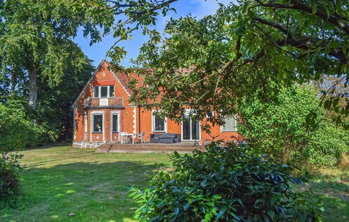 Nice apartment in Simrishamn with WiFi