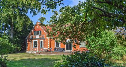 Nice apartment in Simrishamn with WiFi