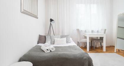 Andersa Riverside Studio