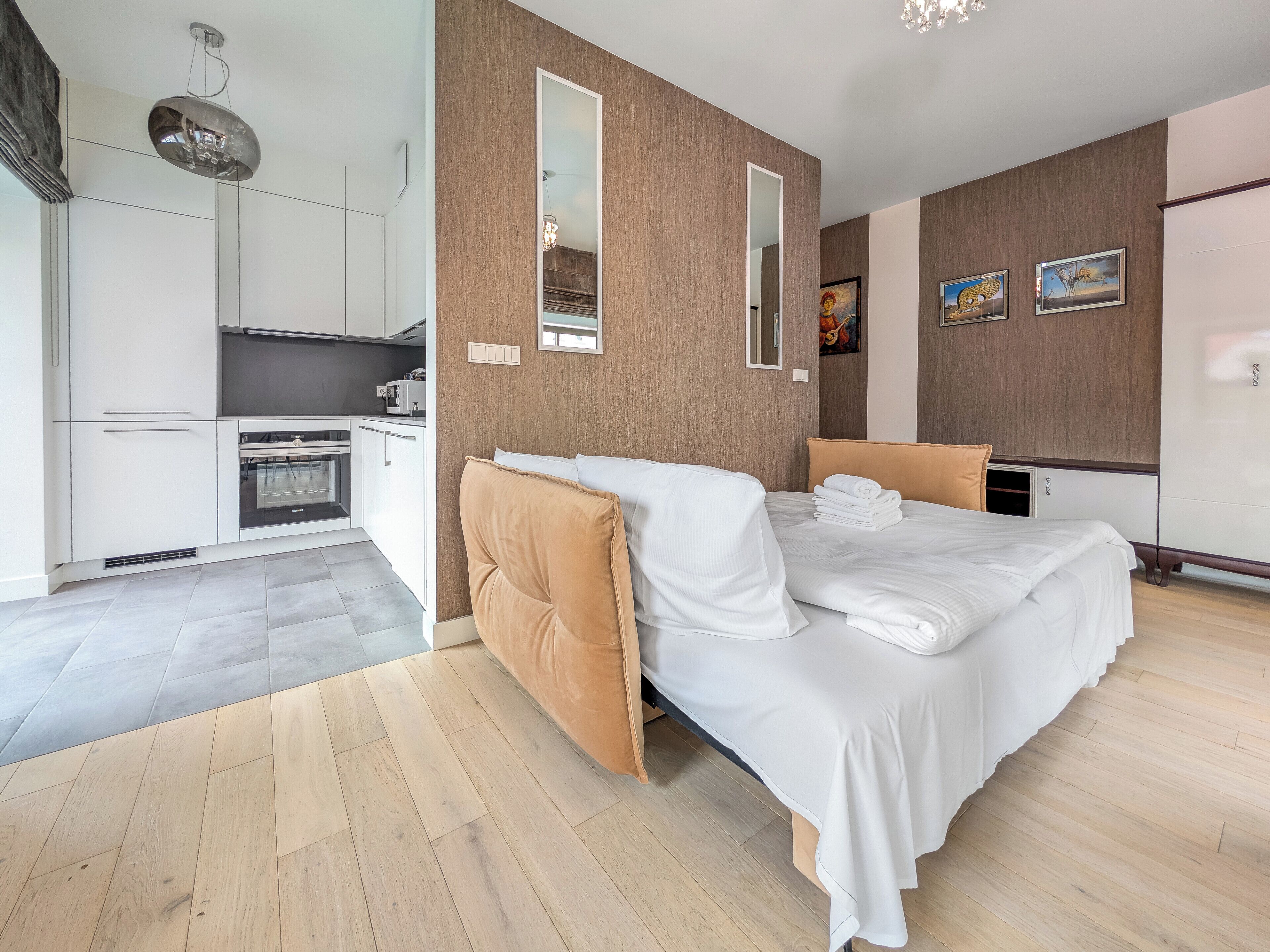 Strykejern/-brett, wi-fi og sengetøy