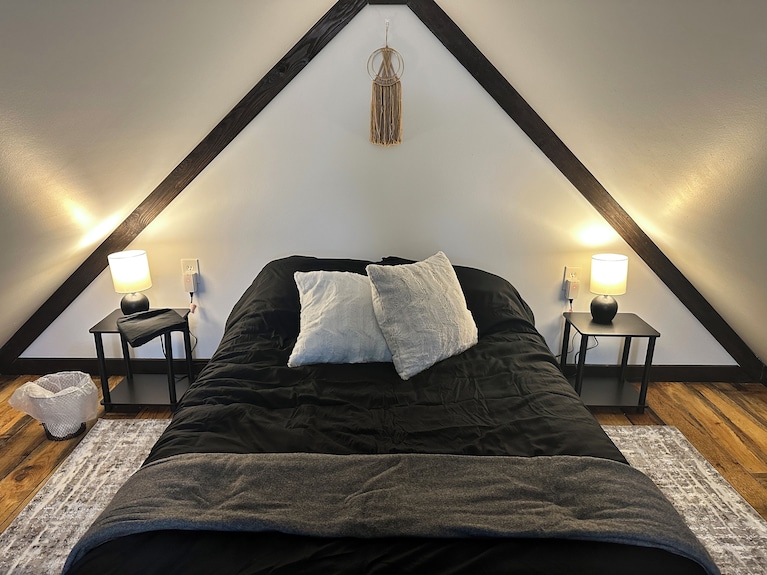 Glamping Escape House - Reconnect With Nature Without Giving Up Comfort. - Adirondack Mountains
