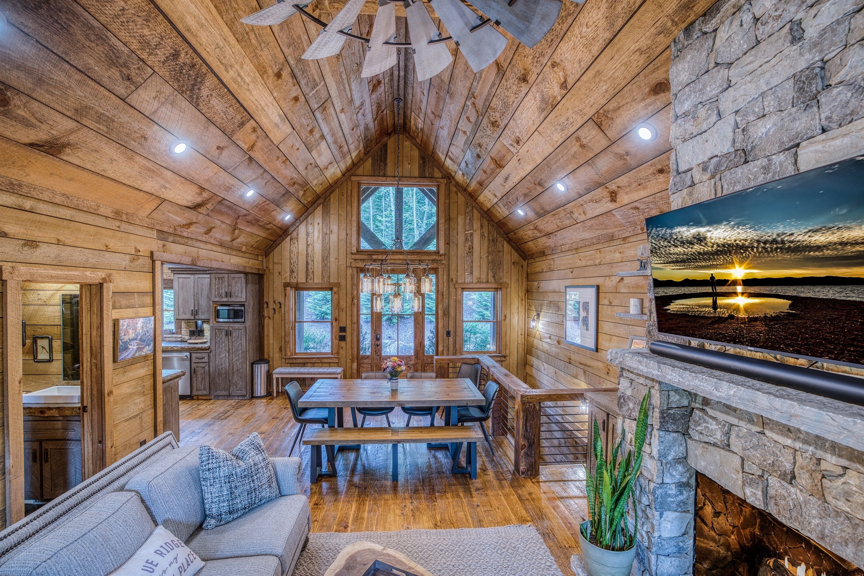 TV connectée, cheminée