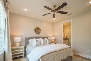 3 dormitorios, tabla de planchar con plancha, wifi gratis y ropa de cama