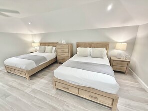 4 Schlafzimmer, Schreibtisch, Bügeleisen/Bügelbrett, kostenloses WLAN