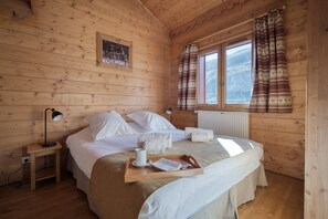 5 bedrooms