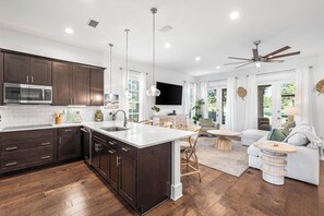 Interior - 6-Seat Golf Cart ☀️*Heated Pool | Beach Equip | On Golf Course ☀️ Sandestin (Miramar Beach)