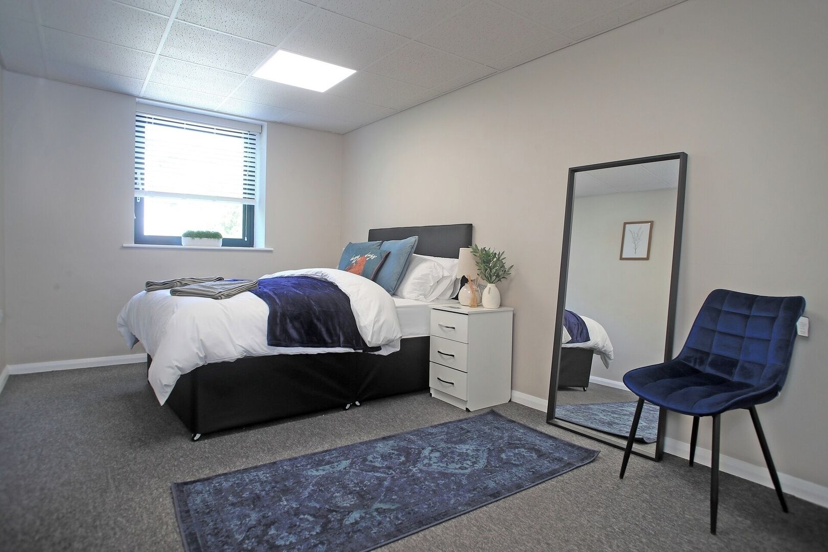 4 Schlafzimmer, Bügeleisen/Bügelbrett, Bettwäsche