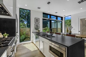 Microwave, oven, stovetop, dishwasher