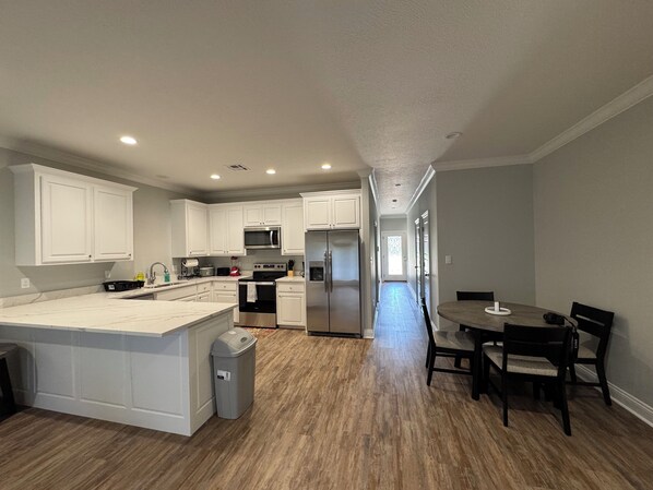 Microwave, oven, stovetop, dishwasher