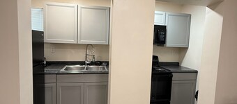 Lovely apartment with AC in charming Buckhannon