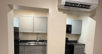 Lovely apartment with AC in charming Buckhannon