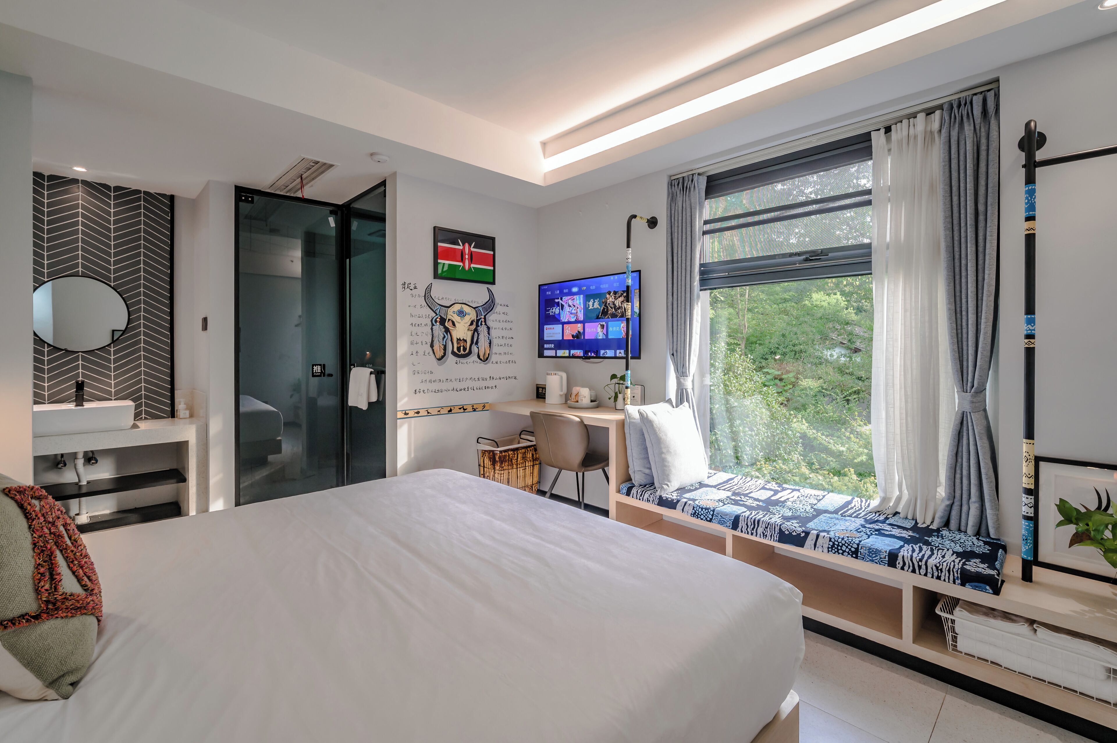 Elite dubbelrum | Individuell inredning, unika möbler, skrivbord och arbetsyta för laptop