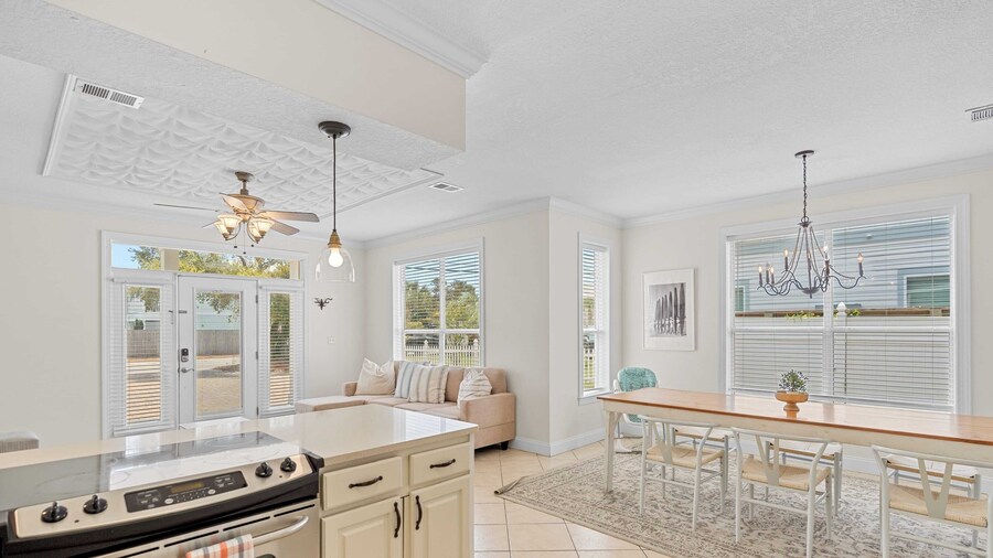 Sleeps 36 2 Homes, Walk to Beach, Priv Pool + Hot Tub Tidal Wave & Seacrest