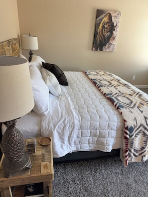 3 bedrooms, iron/ironing board, free WiFi, bed sheets