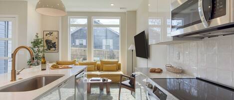 House (Multiple Bedrooms) | Interior