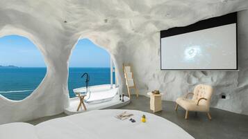 Kamar Double Superior | Minibar dan didekorasi berbeda-beda