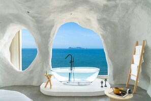 Kahden hengen superior-huone | Minibaari, yksilöllisesti sisustettu, yksilöllisesti kalustettu