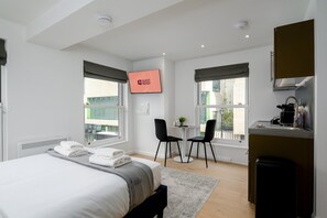 1 bedroom, iron/ironing board, Internet, bed sheets