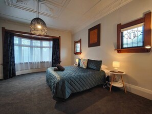 4 Schlafzimmer, Bügeleisen/Bügelbrett, WLAN, Bettwäsche