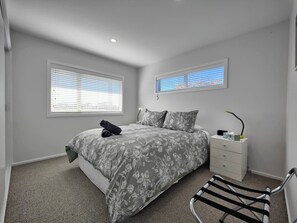 2 bedrooms, WiFi, bed sheets - Glenwood Cottage Invercargill (Mill Road)