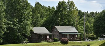 Moose Lodge - Cozy Lower Cabin · Kitchen · Laundry · Laurel Lake