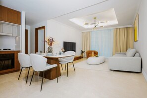 Interior - Beachfront Palace Style 1BR near Marina (Dubai)