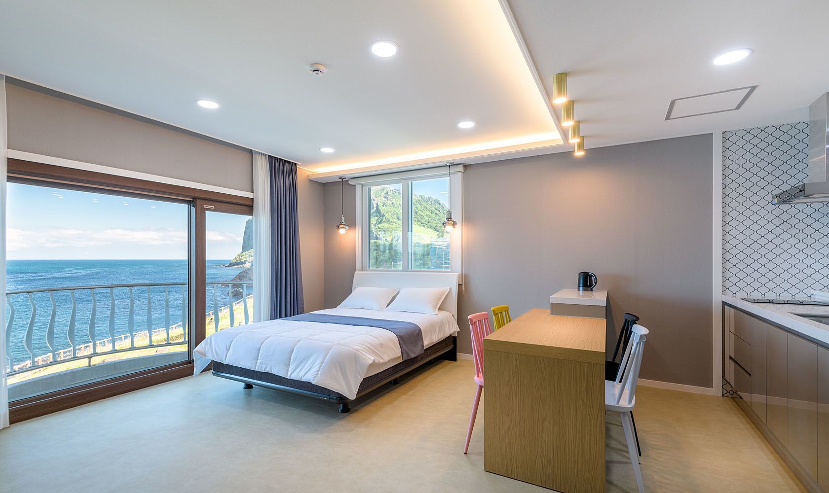 14 Pyeong Fantastic Ocean View Couple Room | Free WiFi