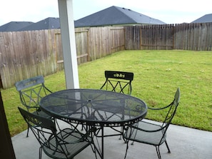 Outdoor dining