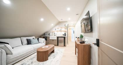 Stay Above The Village Pantry- Suite 1