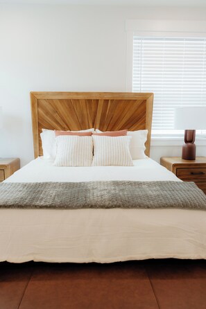 4 bedrooms, iron/ironing board, travel cot, free WiFi