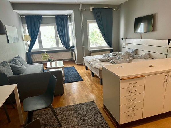 1 dormitori, wifi i roba de llit 