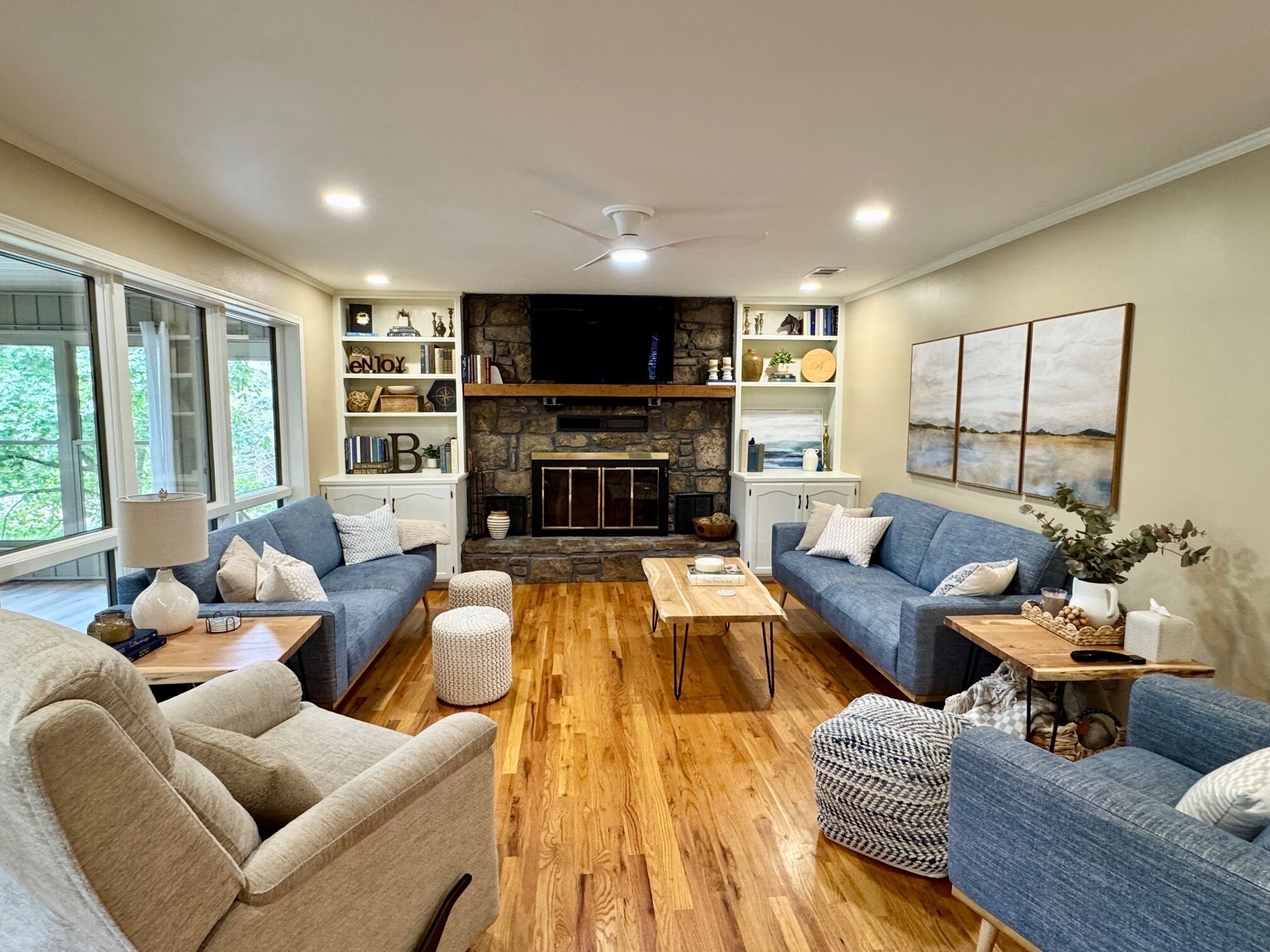 Smart TV, fireplace, table football, books