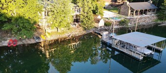 Lakefront home on the water, private cove & hot tub on Beaver Lake, Garfield, AR
